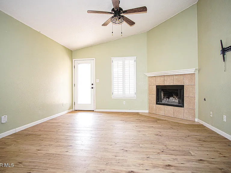 11985 Mesquite Lake Ln — Photo 7