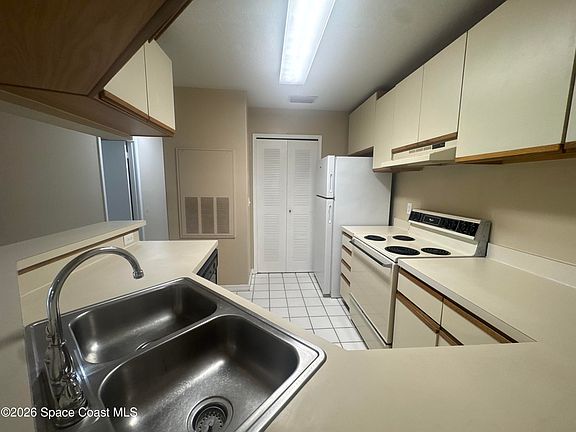 5th image of 7667 N Wickham Rd APT 1107