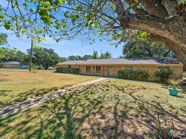 1011 Monte Carlo Dr, Grand Saline, TX 75140