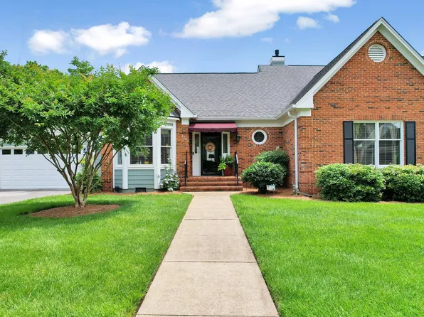 1207 Bridgewater Ln, Chattanooga, TN 37405