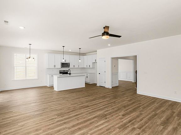 7th image of this home