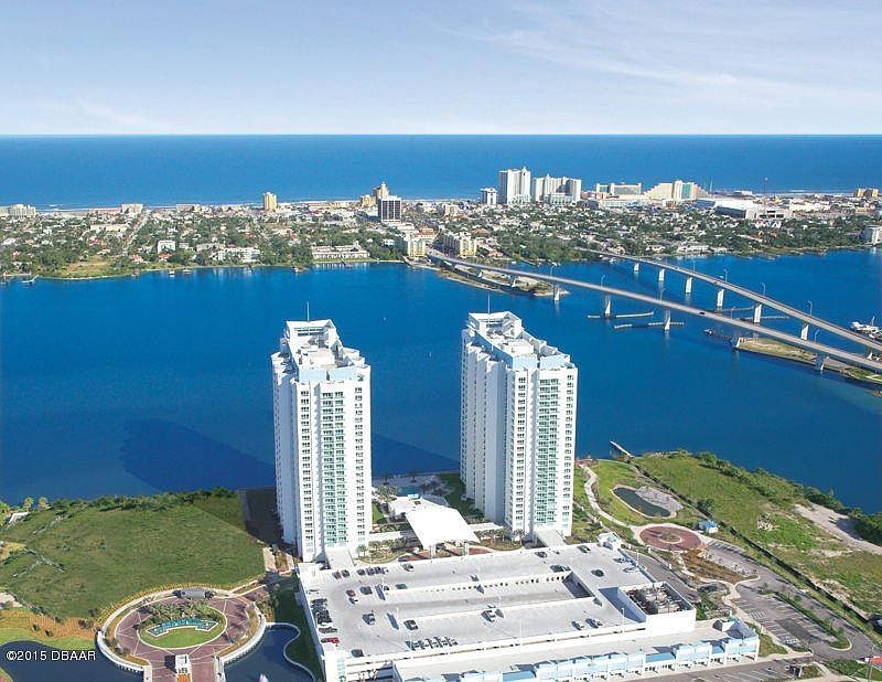 2nd image of 241 S Riverside Dr #1203