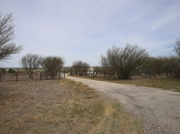 1205 Graef Rd #B, Kyle, TX 78640