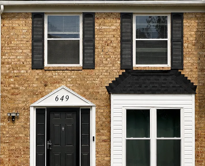 649 Governors Way — Photo 1