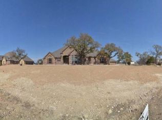 5808 Maple Valley Dr, Azle, TX 76020