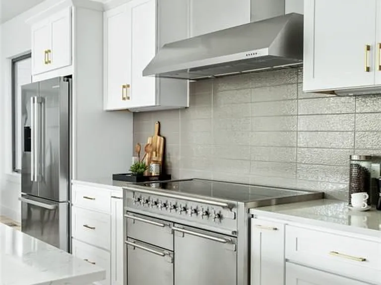 2633 Reagan St #203 — Photo 33