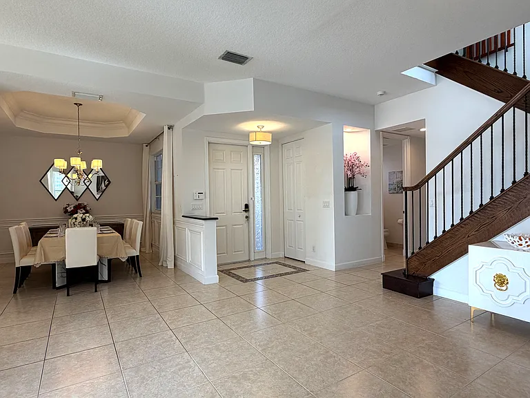 143 Isle Verde Way — Photo 4
