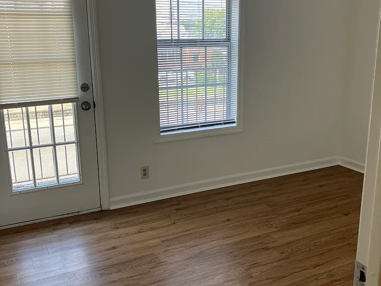 2325 Elliston Pl #204 — Photo 10