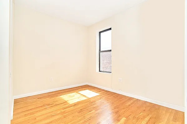 Rented by Compass | media 13