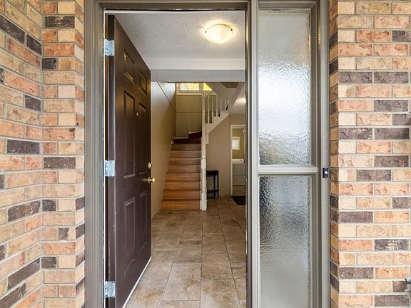 3rd image of 76 W Coachway Gdns SW