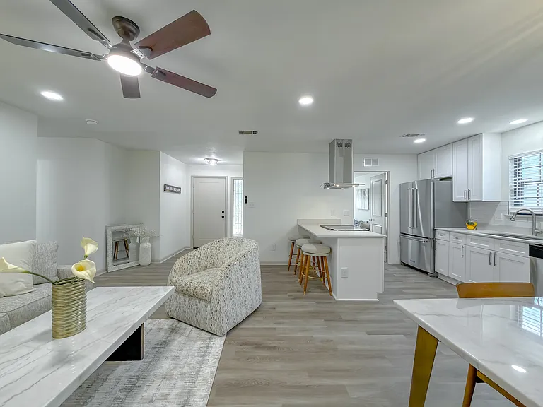 2059 Little River Ln — Photo 30
