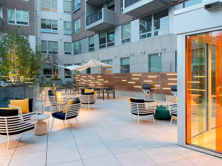 Outdoor Lounge