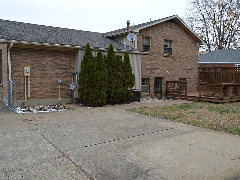 4424 Heatherbrook Dr — Photo 12