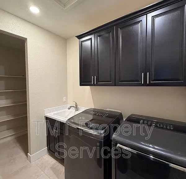 9554 Sauterne Way — Photo 17