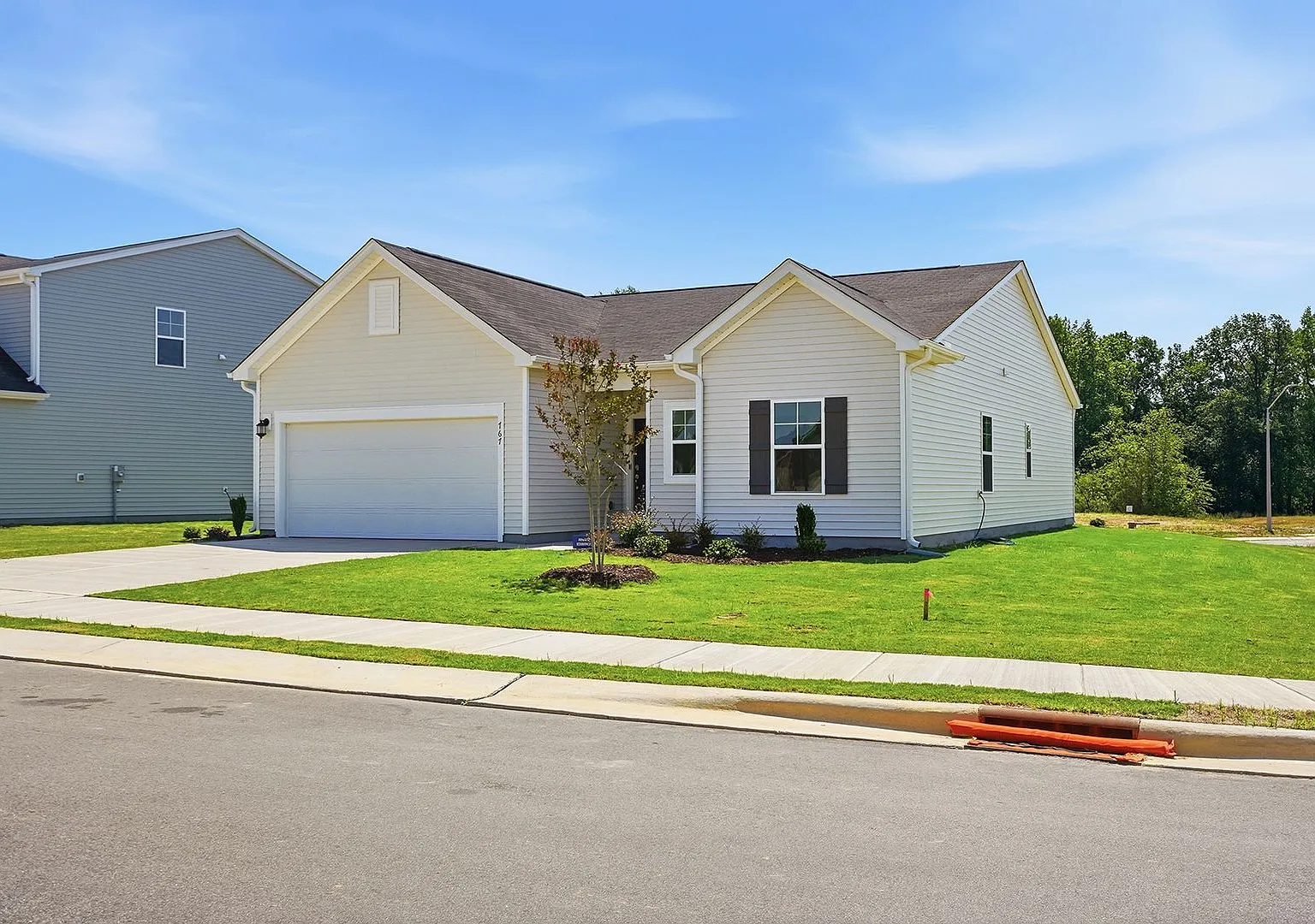 Brand New Ranch Home- Move In Ready- Move In Special!! — Photo 2