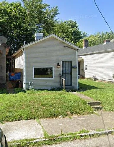 1792 W Gaulbert Ave Photo 1
