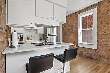 2nd image of 532 City Park Ave
