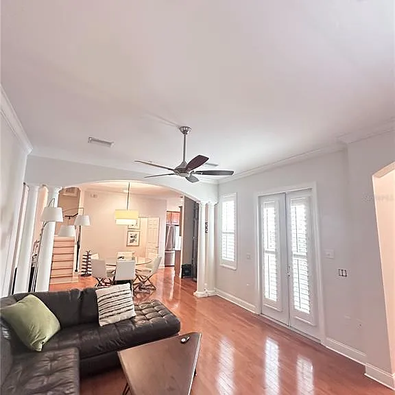 2303 Kensington Garden Ln — Photo 3