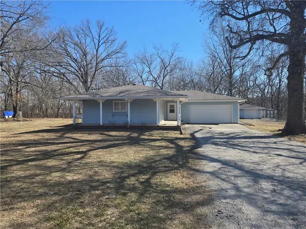 3857 NE County Road 1763 Rd #1763, Butler, MO 64730