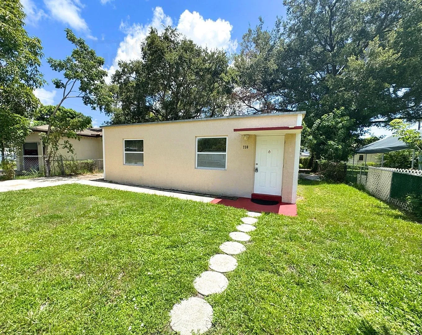 730 NW 15th Terrace — Photo 1
