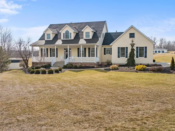 18009 McNabb Rd, Spencerville, IN 46788