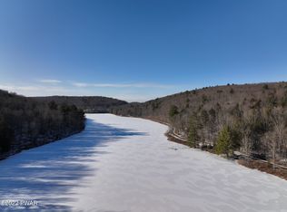 27 Dillontown Rd, Equinunk, PA 18417