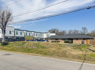 719 E Whitney St, Houston, TX 77022