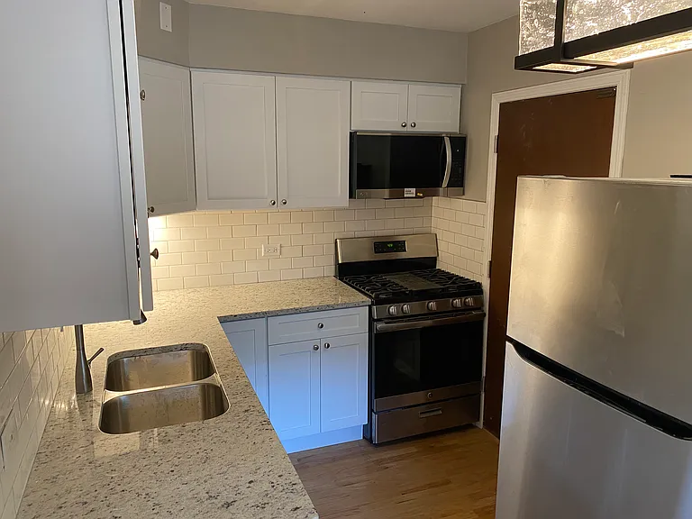 513 S Ryan Ln #B — Photo 1