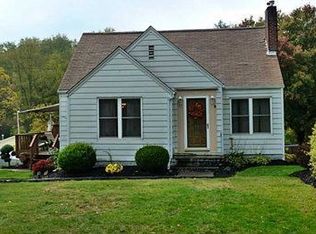 1445 Henderson Ave, Washington, PA 15301