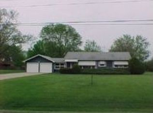 891 McClure Rd, Aurora, IL 60502