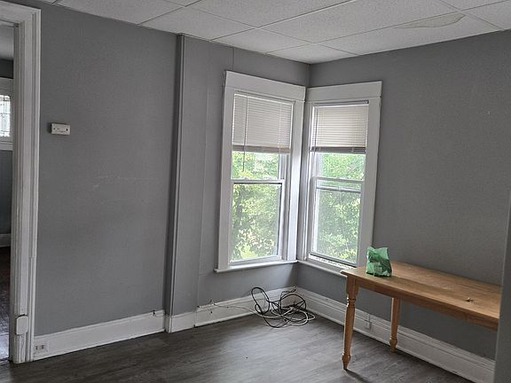 4th image of 318 Ashland Ave APT 2