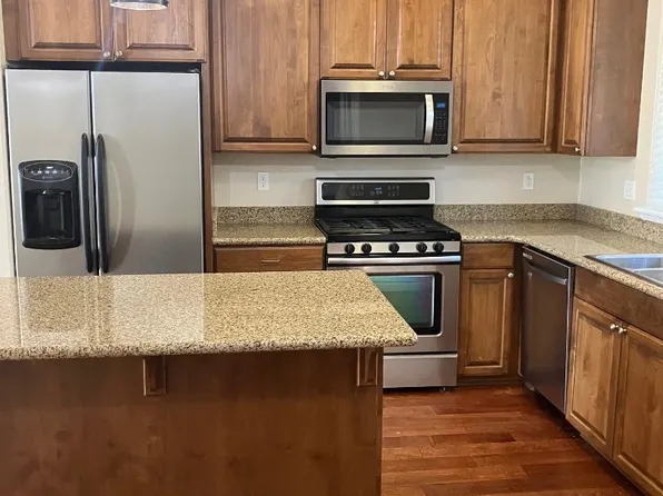 5132 El Camino Ave APT 202, Carmichael, CA 95608