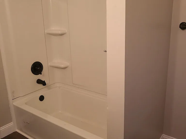 Alt view of bathroom