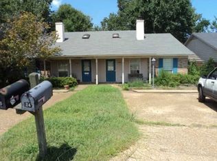 24 Meadowoods Pl, Jackson, MS 39211