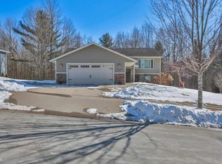 2105 Fantail Ave, Schofield, WI 54476