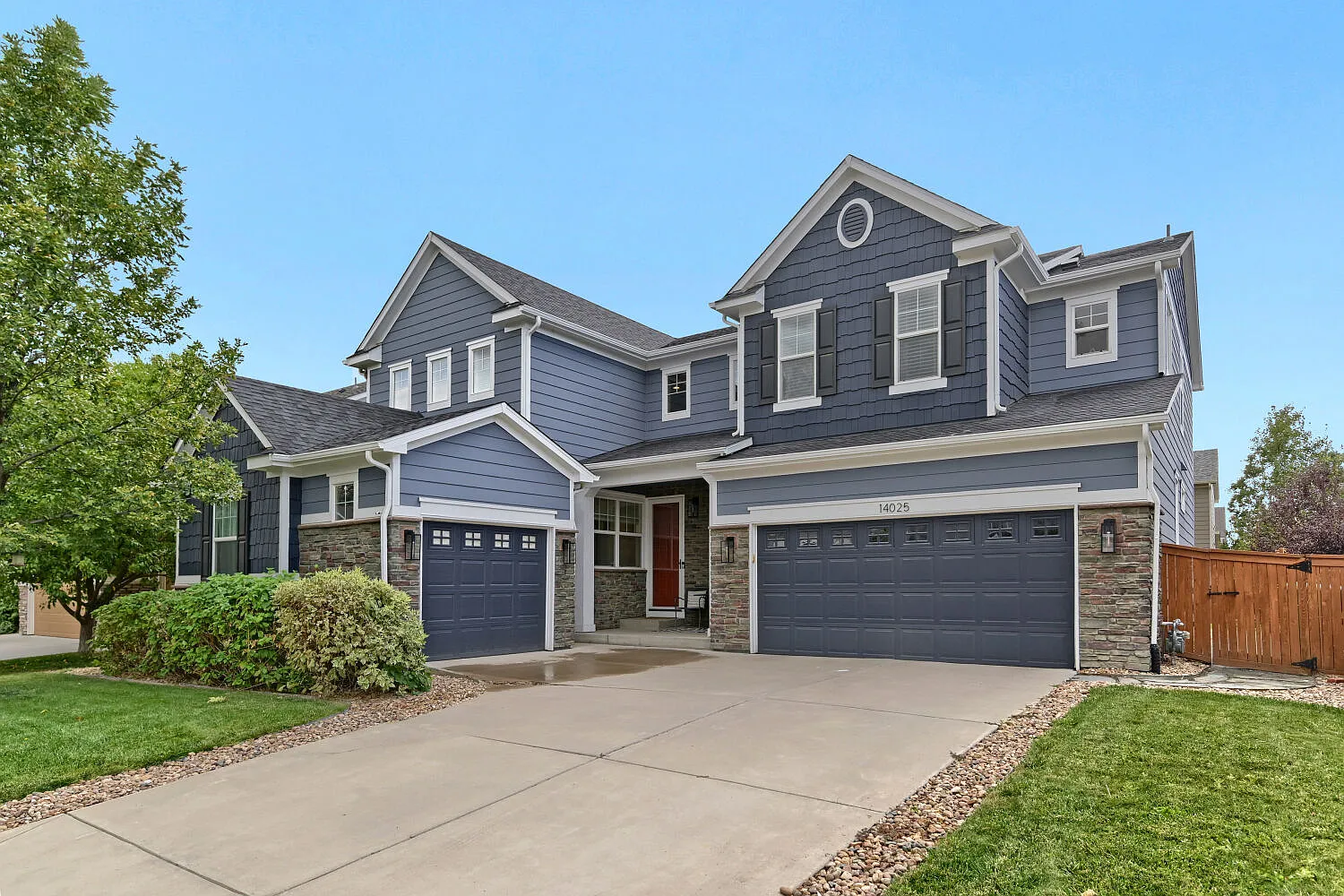 4 bed, 4800 sqft, $4,800 — Photo 3