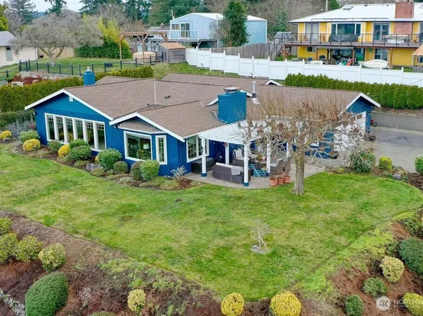 311 Farragut Avenue N, Port Orchard, WA 98366