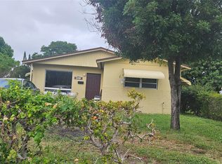 528 NW 3rd Ct, Hallandale, FL 33009