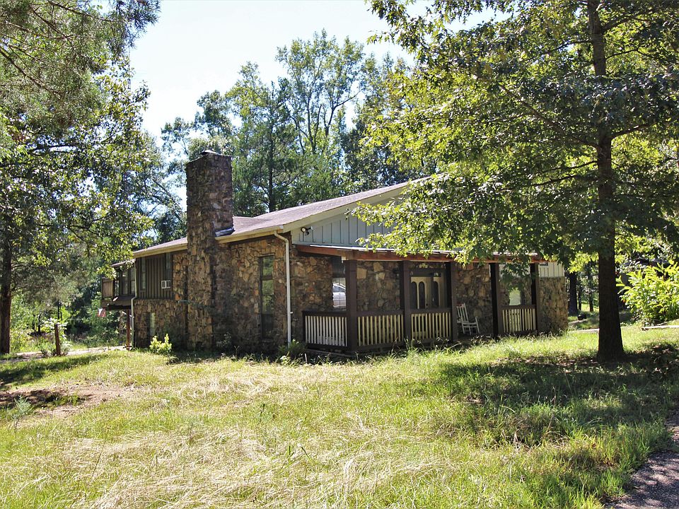 1st image of 843 Highway 371