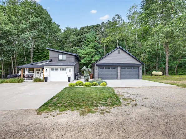 8433 Montreal, Stanwood, MI 49346