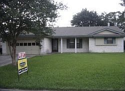 1st image of 1826 W Kirby Ave