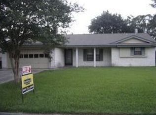 1826 W Kirby Ave, Orange, TX 77632