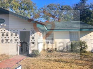 3318 Goldenrod St #B, North Charleston, SC 29405