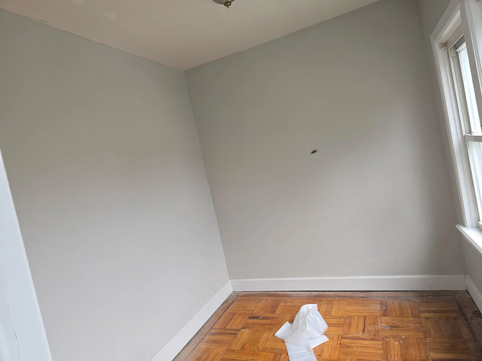 3 bed, 1000 sqft, $3,000 — Photo 2
