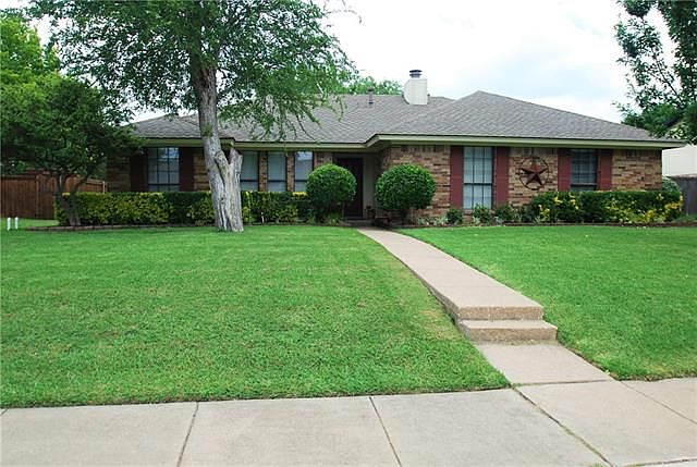 1st image of 1904 Vista Oaks Dr