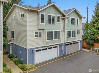 23224 Edmonds Way #107, Edmonds, WA 98026