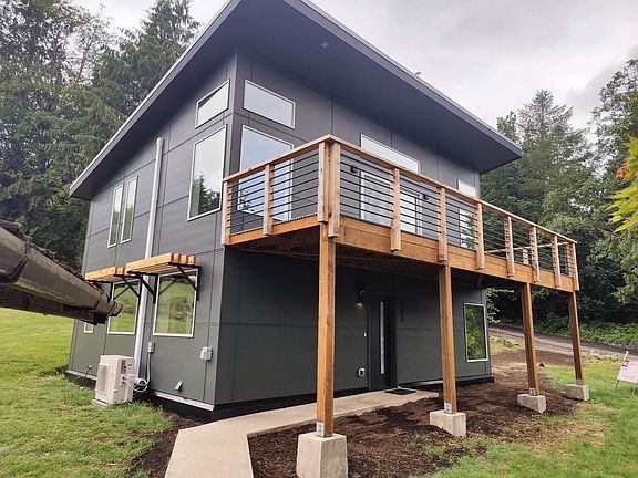 2nd image of 483 W Lake Samish Dr