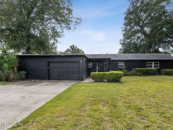 704 SEABROOK COVE Road, Jacksonville, FL 32211
