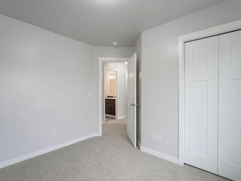 7035 Gold Kings Ave — Photo 20