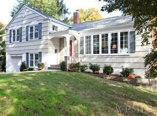 65 Parkway Dr, Rye, NY 10580